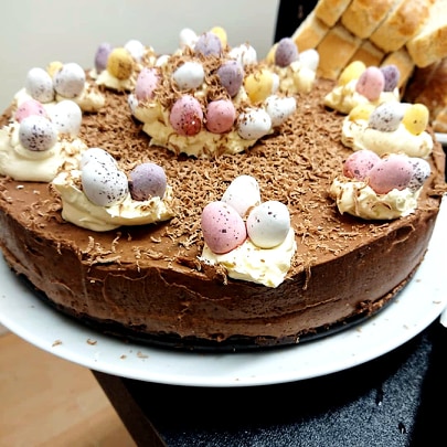 Easter no bake chocolate cheesecake 